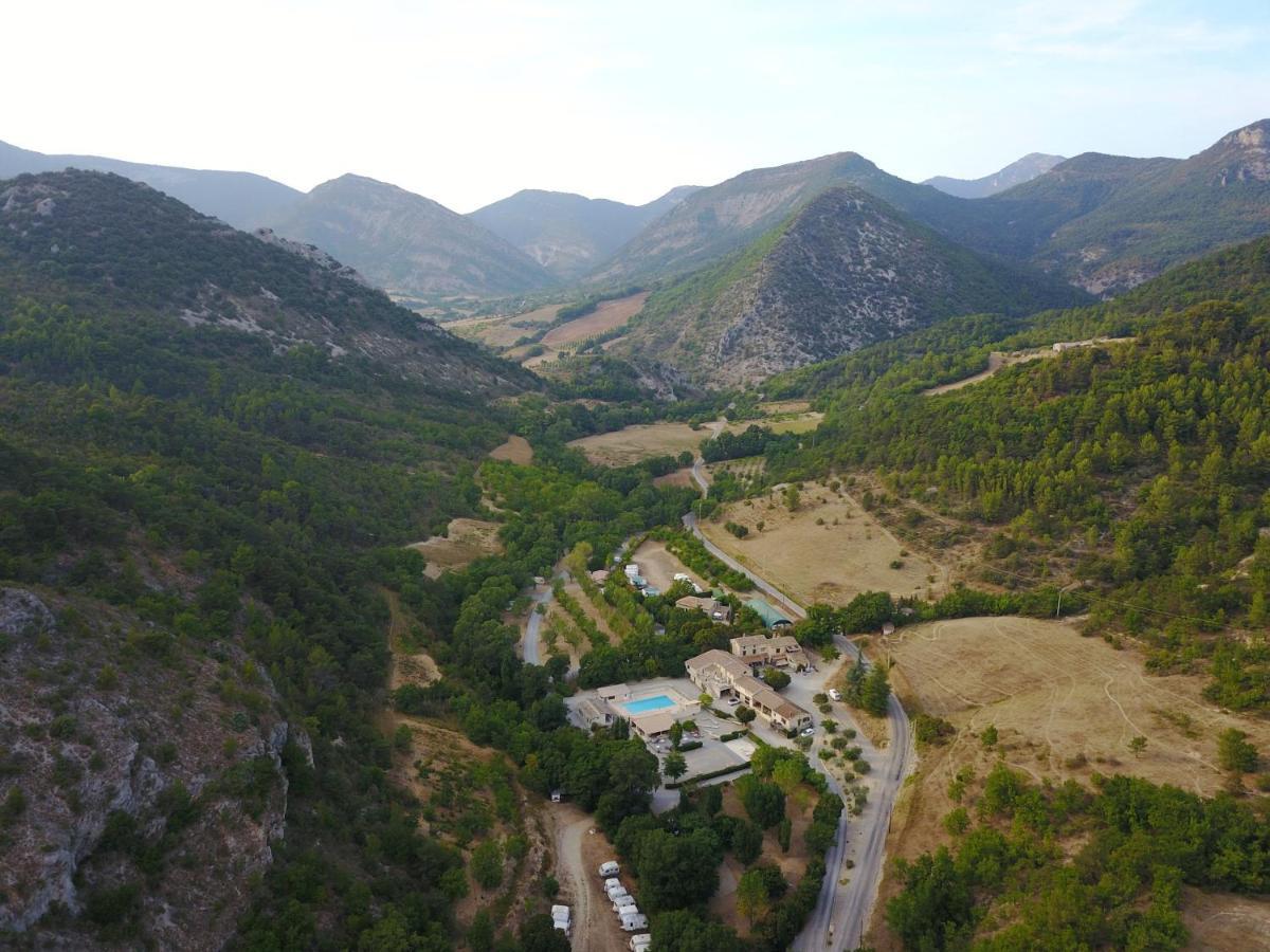Camping Le Chambron Condorcet Kültér fotó